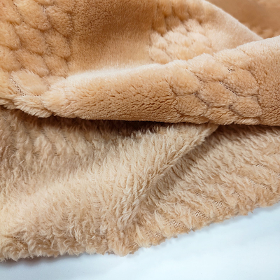Tissu à la mode d'ouatine de flanelle de jacquard 320 GM/M 150D pour des vêtements de nuit