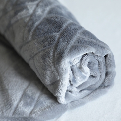 58" 60" tissu bleu 150D d'ouatine pour les vêtements de nuit couvrants