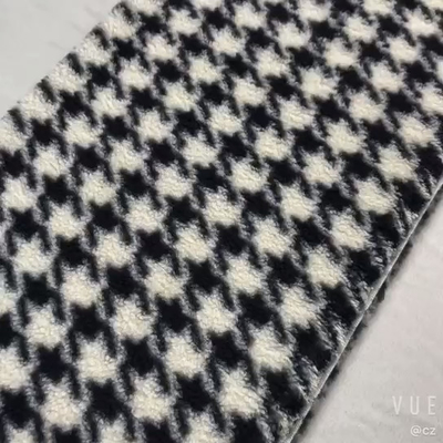 Sherpa modelé imprimé tondent le tissu 300gsm 150D pour des couvertures