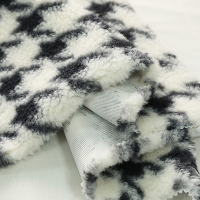 Sherpa modelé imprimé tondent le tissu 300gsm 150D pour des couvertures