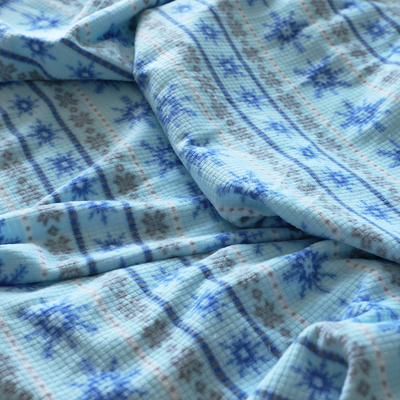 Jacquard imprimé par côté micro du tissu un d'ouatine de modèle de flocon de neige